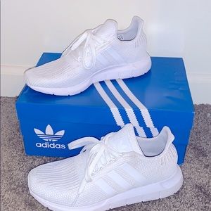 Adidas Swift Runs